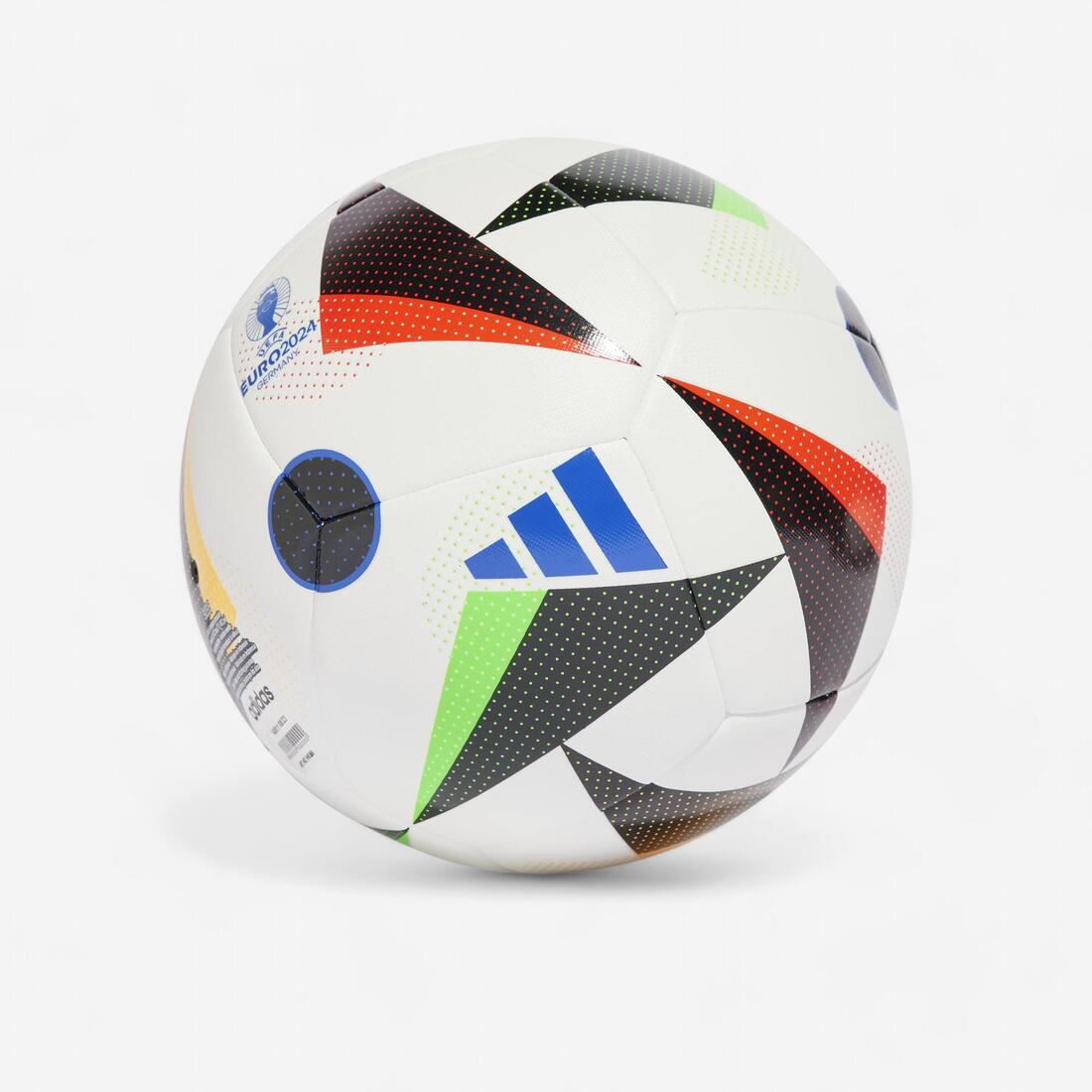 article en promo : Ballon adidas d'entraînement euro 24 fussballliebe