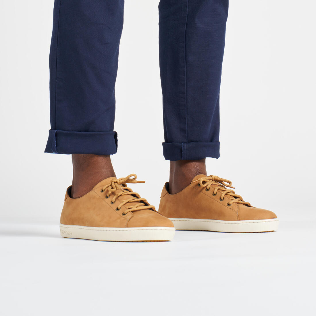 article en promo : Chaussures bateau homme en cuir 500 low