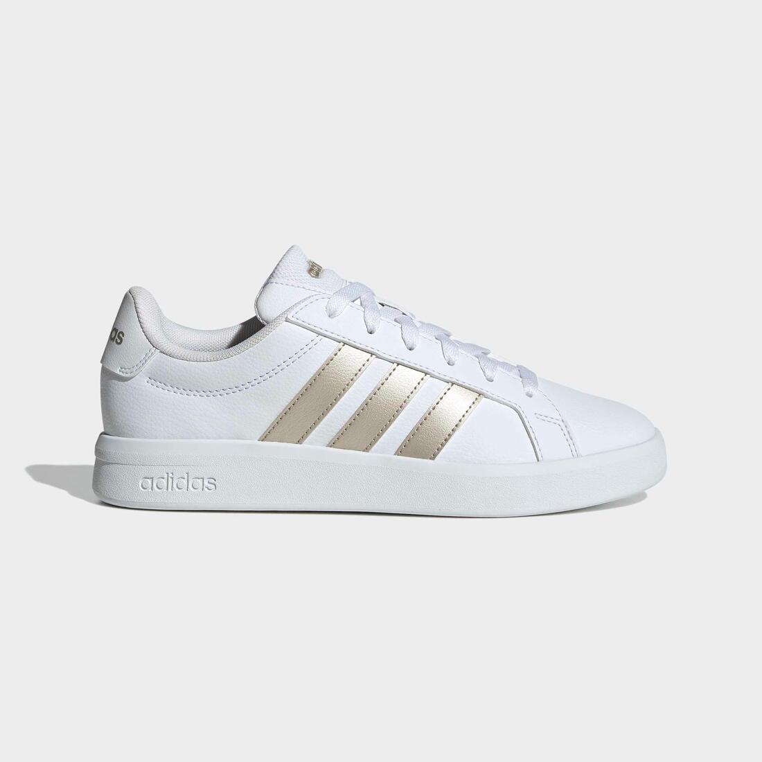 article en promo : Baskets adidas grand court base 3.0 femme, blanc